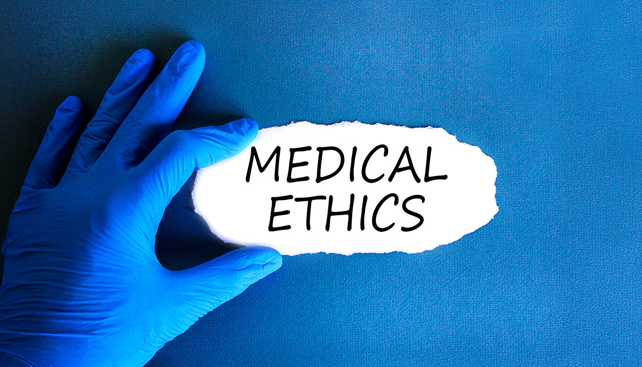 Medical Ethics Expert
